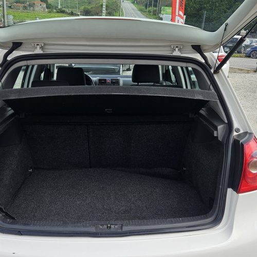 650121386_10215111546857904_4249403274910052578_n